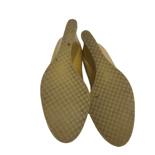Gucci Yellow Patent Leather Horsebit Peep-toe Wedges | Gently Used |