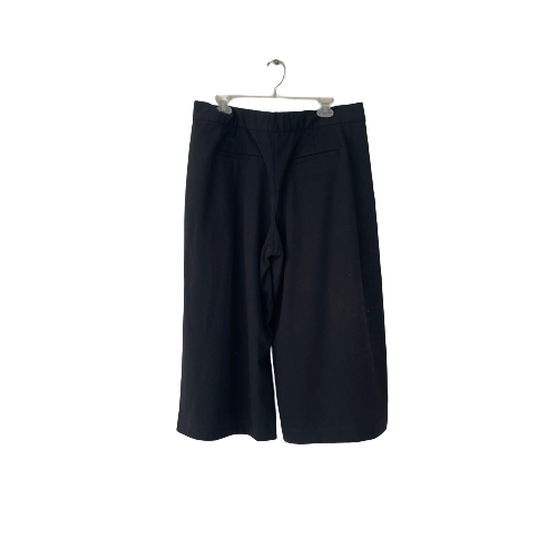 GAP Black Cropped Pants | Brand New |