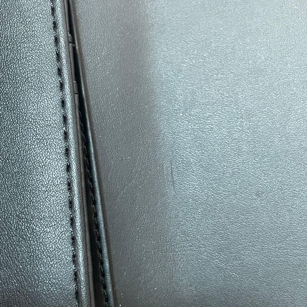 Guess Black Envelope Wallet | Gently Used |