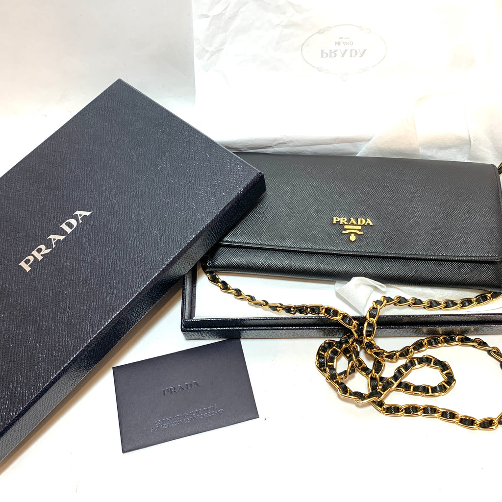 Prada Black Saffiano Leather Wallet-On-Chain | Like New |