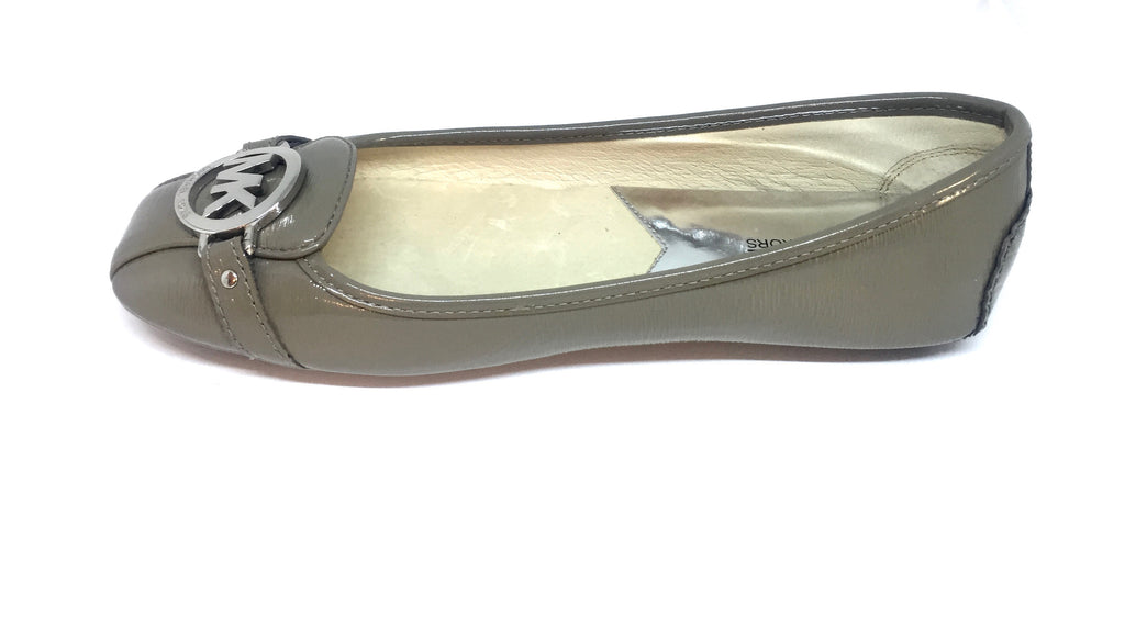 MICHAEL Michael Kors 'Fulton' Grey Patent Leather Ballet Flats | Like New |