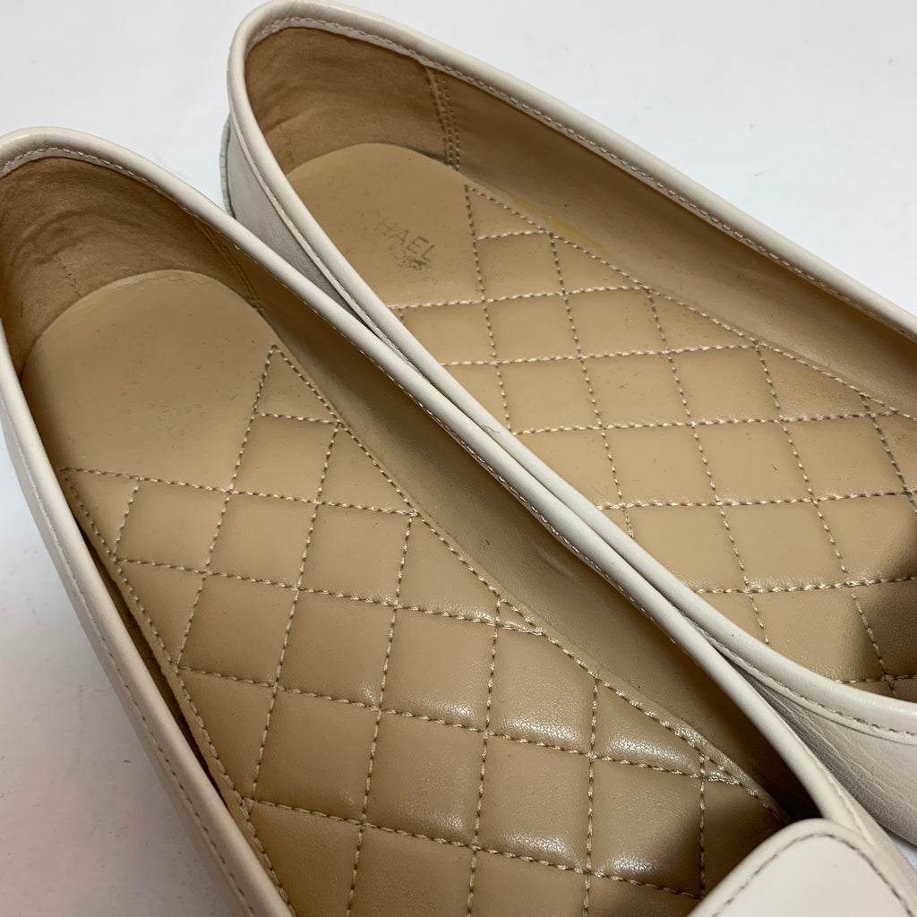 Michael Kors White Leather Loafers | Pre Loved |