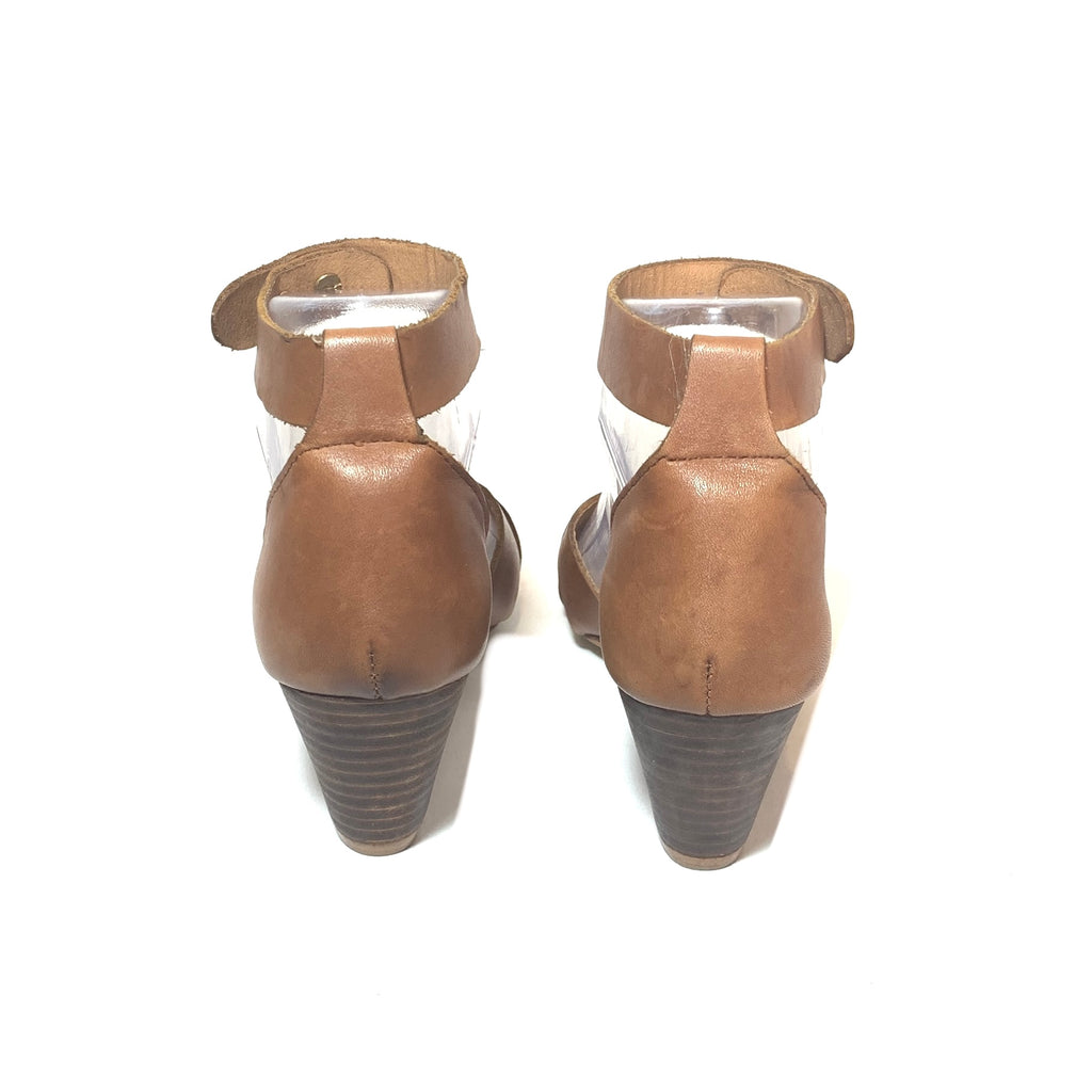 Steve Madden Tan 'Nilla' Wedges | Pre Loved |