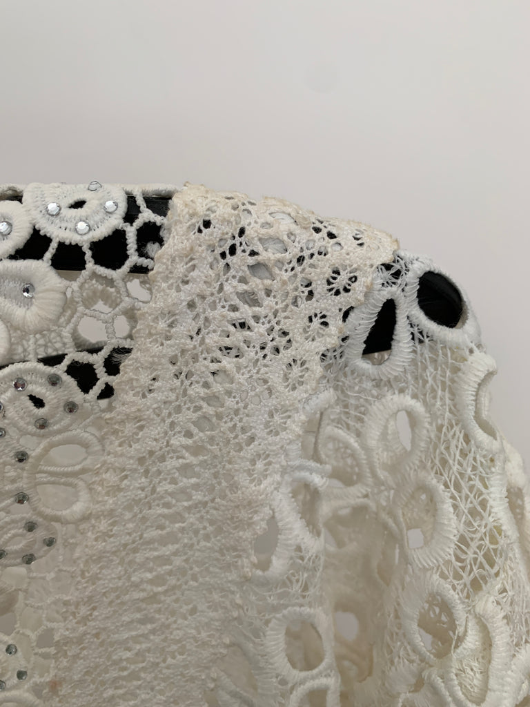 Farida Hassan Off-white & Yellow Lace Kameez | Pre Loved |