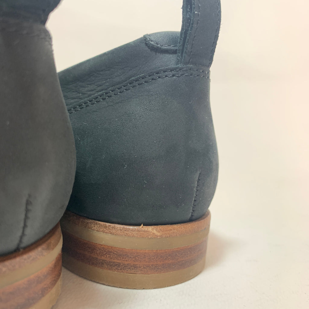 Clark's Matte Black Leather Pumps | Like New |