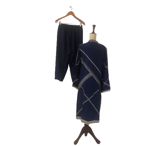 Sania Maskatiya Navy Blue Embroidered Kameez with Pants | Pre Loved |