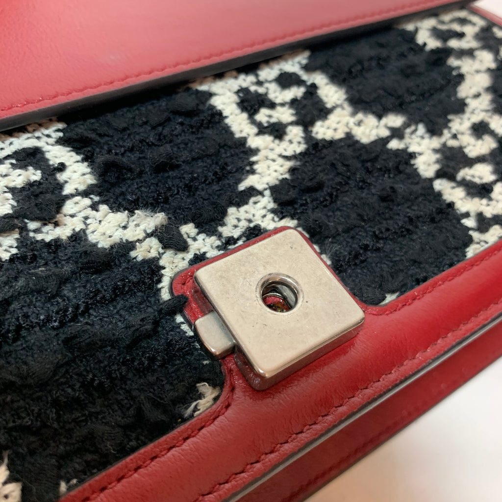 Gucci Tweed Dionysus Shoulder Bag | Gently Used |