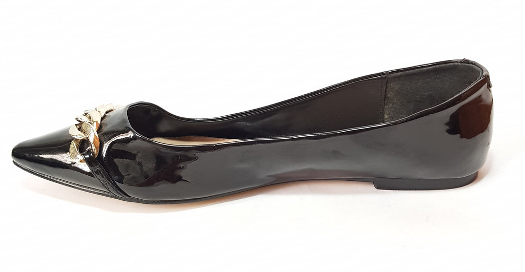 Kurt Geiger Black Patent Leather with Chain Pointed Pumps | Gently Used |