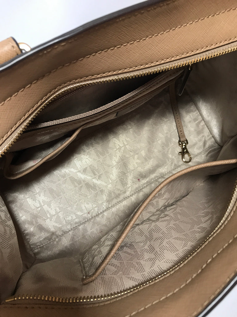 Michael Kors Beige Leather Tote | Like New |