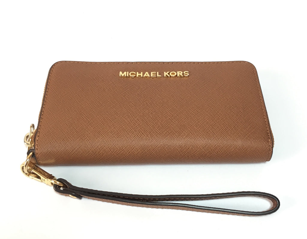 MICHAEL Michael Kors Jet Set Travel Saffiano Leather Continental Wallet | Gently Used |