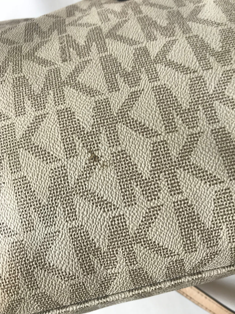 Michael Kors Monogram Vanilla Handbag | Pre Loved |
