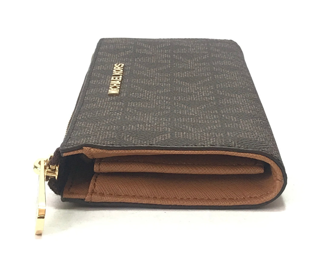 Michael Kors Monogram Jet Set Travel Wallet | Brand New |