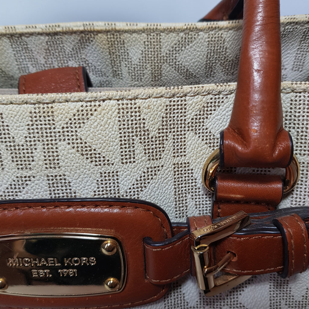 Michael Kors Monogram Vanilla Hamilton East West Satchel | Pre Loved |