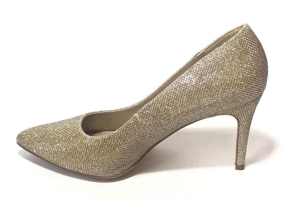 Gold glitter pumps top