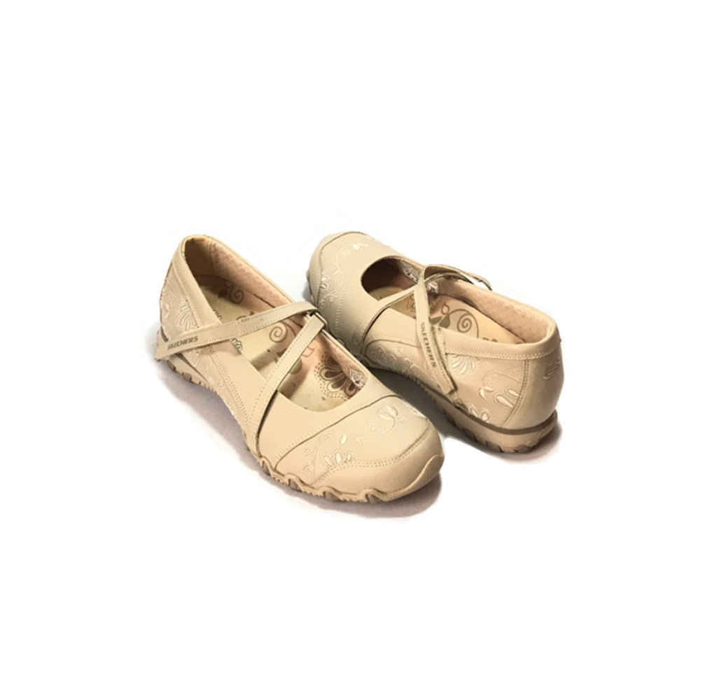 Sketchers Beige Floral Canvas Shoes | Gently Used |