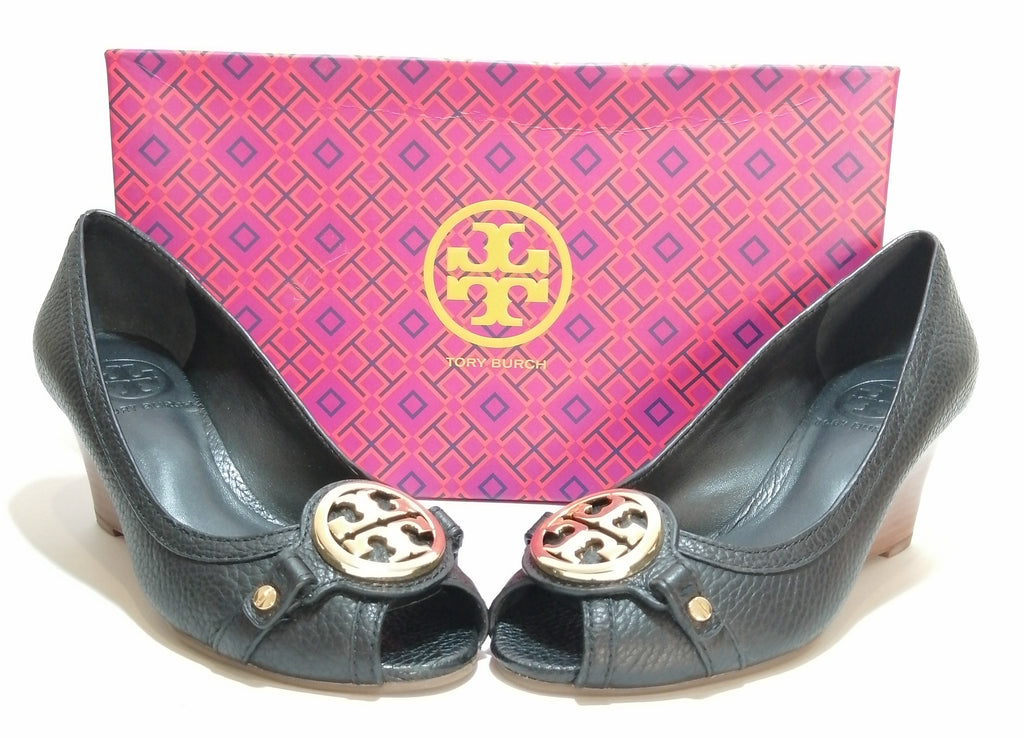 Tory burch best sale leticia wedge