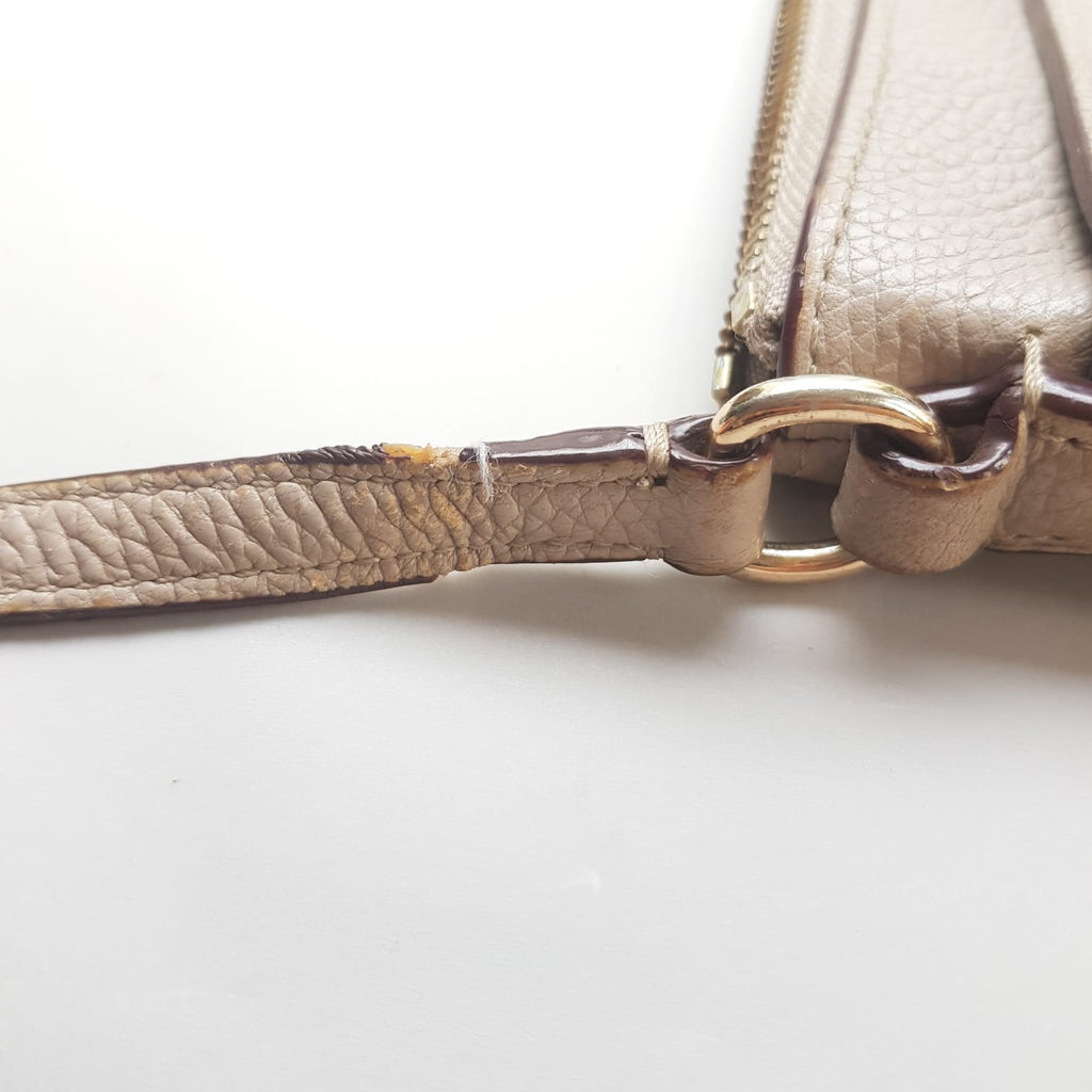 Coach Grey Pebbled Leather Crossbody Bag | Pre Loved |
