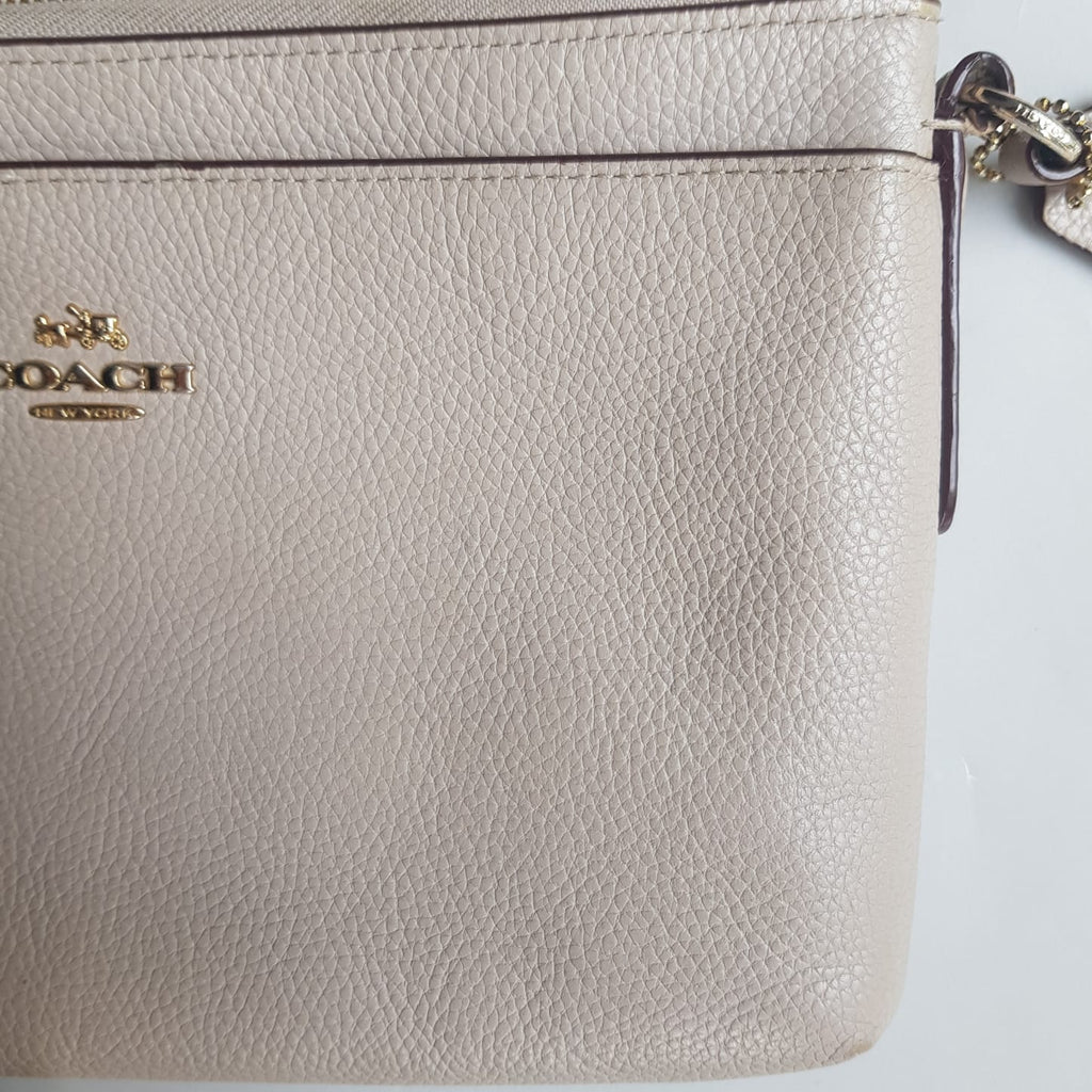 Coach Grey Pebbled Leather Crossbody Bag | Pre Loved |