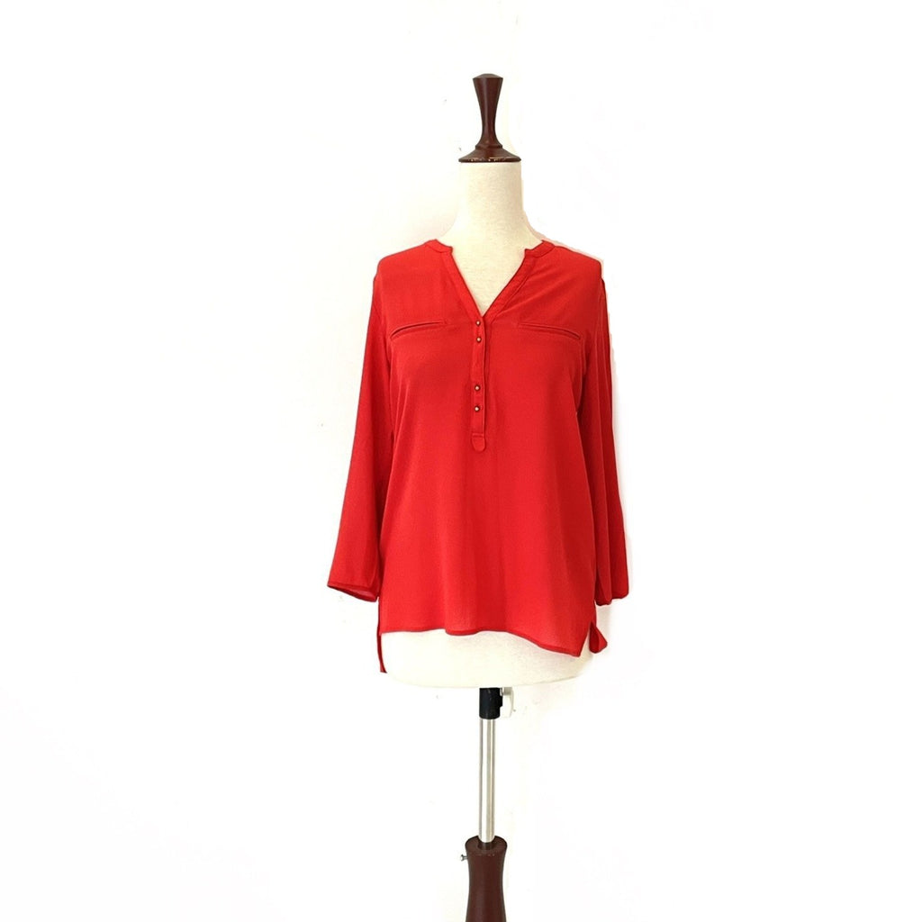 Atmosphere Red Top | Gently Used |