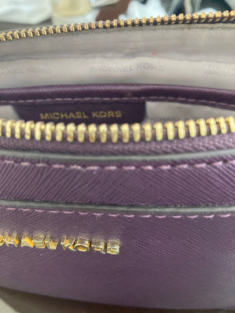 Michael Kors Purple Leather Cross Body Bag | Pre Loved |
